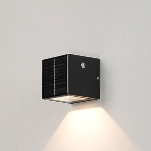 Zwarte Rechthoekige Solar LED Buitenwandlamp – Moderne Tuin & Terrasverlichting