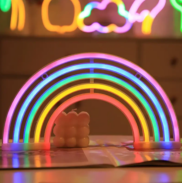 Rainbow Mood LED-bureaulamp – Kleurrijke sfeerverlichting voor thuis en kinderkamerdecoratie