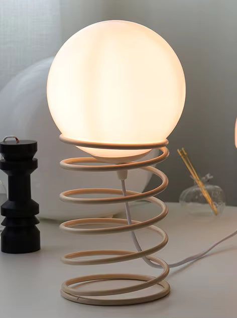 Bauhaus Stijl Tafellamp met Mat Glas – Moderne Chroomvoet