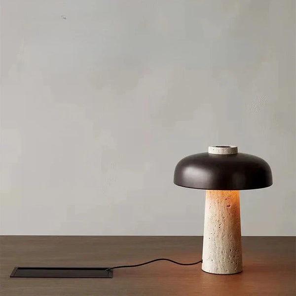 Natuurlijke Travertin Stenen Tafellamp – Moderne Woonverlichting in Beige
