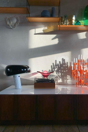 Marmeren Tafellamp met Elegante Stenen Voet – Moderne Woonkamer & Slaapkamer Verlichting