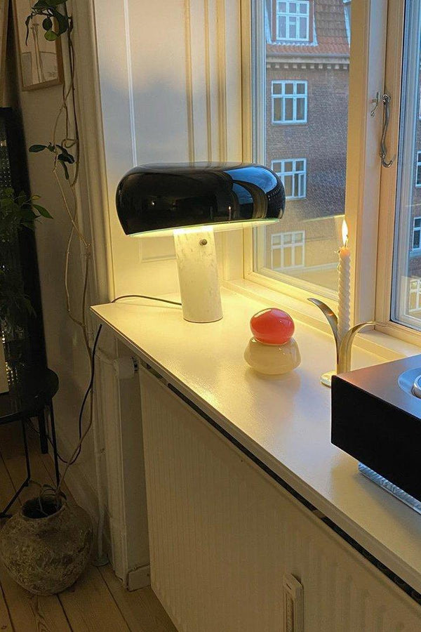 Marmeren Tafellamp met Elegante Stenen Voet – Moderne Woonkamer & Slaapkamer Verlichting