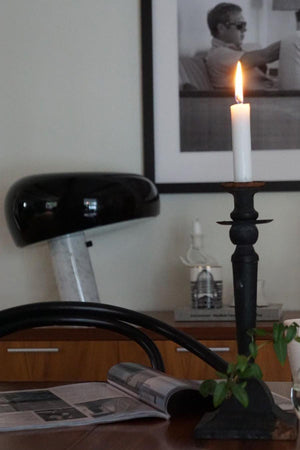 Marmeren Tafellamp met Elegante Stenen Voet – Moderne Woonkamer & Slaapkamer Verlichting