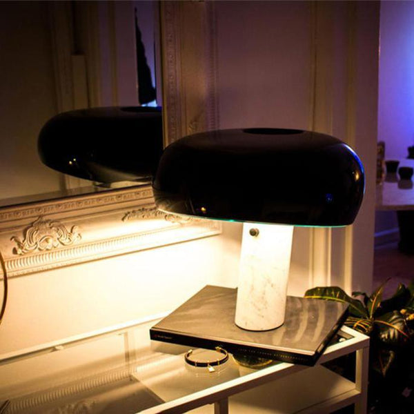 Marmeren Tafellamp met Elegante Stenen Voet – Moderne Woonkamer & Slaapkamer Verlichting