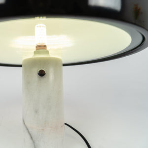 Marmeren Tafellamp met Elegante Stenen Voet – Moderne Woonkamer & Slaapkamer Verlichting