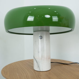 Marmeren Tafellamp met Elegante Stenen Voet – Moderne Woonkamer & Slaapkamer Verlichting