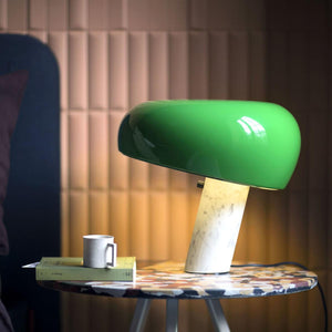 Marmeren Tafellamp met Elegante Stenen Voet – Moderne Woonkamer & Slaapkamer Verlichting