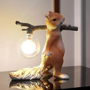 Gezellige Eekhoorn Bureau Lamp – Charmante Dierenlamp voor een Warme Sfeer