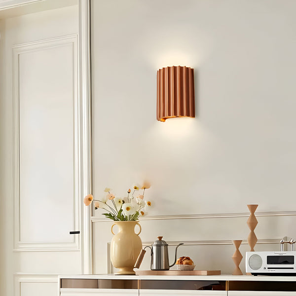 Moderne Gestreepte LED Wandlamp van Resin – Scandinavische Sfeerverlichting voor Gezellige Interieurs