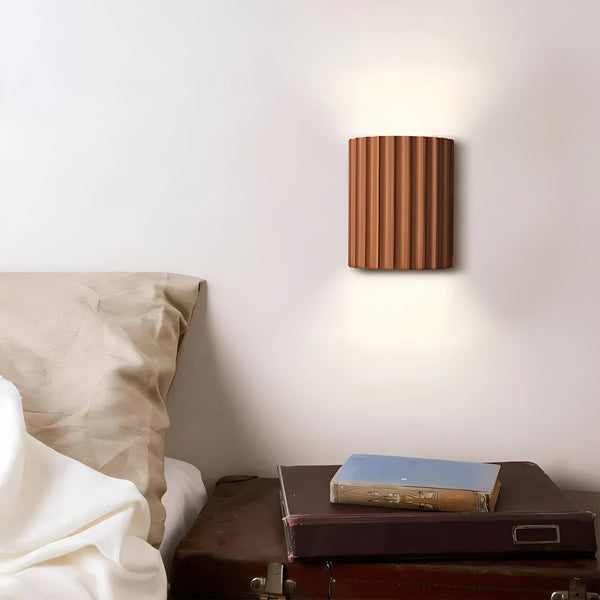 Moderne Gestreepte LED Wandlamp van Resin – Scandinavische Sfeerverlichting voor Gezellige Interieurs