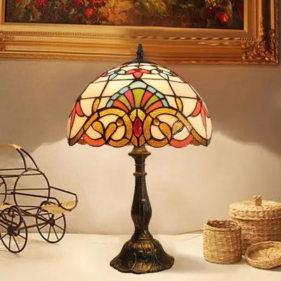 Elegante Tafellamp van Handgemaakt Glas – Kleurrijke Verlichting voor Woonkamer & Kantoor