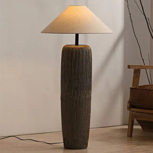 Vloerlamp met Organische Vorm van Hout en Linnen – Japandi Stijl Verlichting