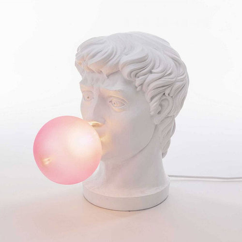 Skurrile Tafellamp met Kauwgombeeld – Unieke Decoratieve Verlichting voor Moderne Interieurs