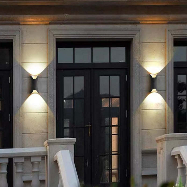 Elegante Waterdichte LED Wandlamp voor Buiten – Aluminium Modern Ontwerp