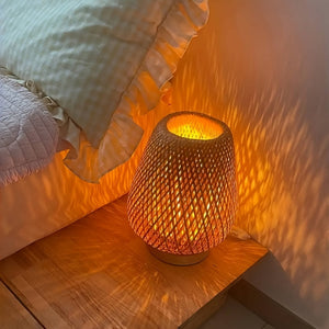 Boho LED Tafellamp – Dimbare Bamboe Nachtlamp voor Gezellige Sfeer in de Slaapkamer