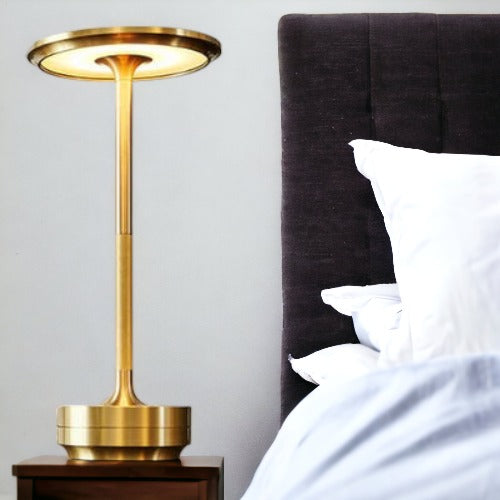 Moderne LED Tafellamp – Oplaadbare Minimalistische Bureaulamp in Zwart & Goud, Dimbaar met Warm Licht