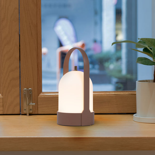 LumoLantaarn: Moderne Draadloze Lantaarnlamp met Warm, Dimbaar LED-licht voor Woondecoratie