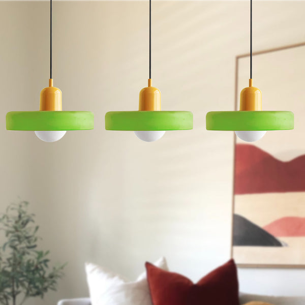 TrioGlow Hanglamp – Stijlvolle Drie Gekleurde Glazen Kappen voor Moderne Verlichting