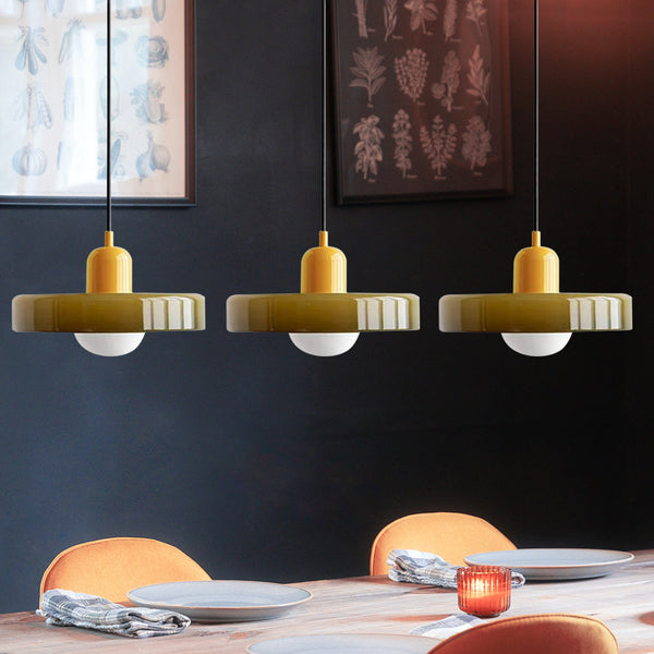 TrioGlow Hanglamp – Stijlvolle Drie Gekleurde Glazen Kappen voor Moderne Verlichting