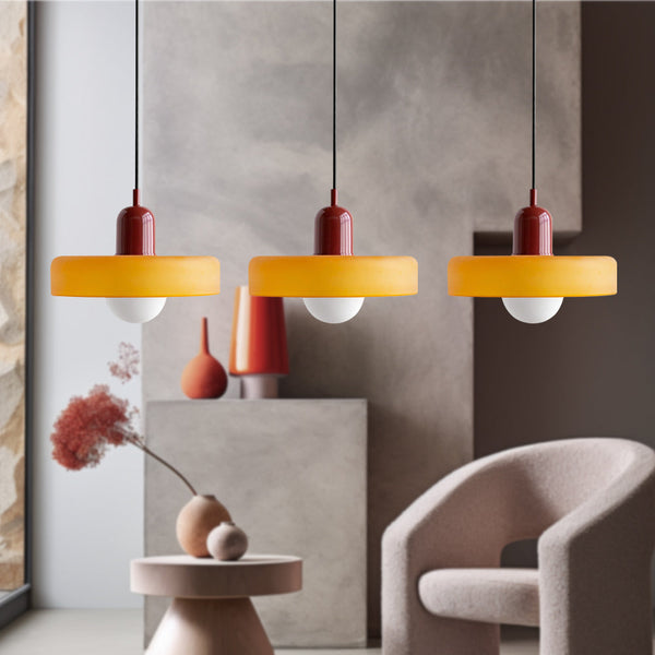 TrioGlow Hanglamp – Stijlvolle Drie Gekleurde Glazen Kappen voor Moderne Verlichting