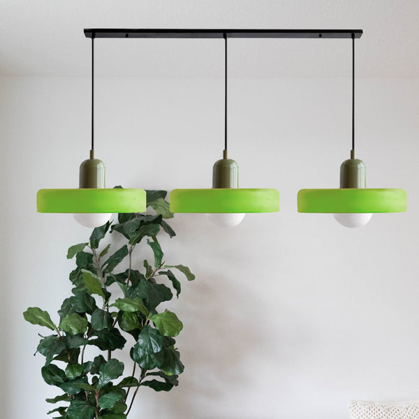 TrioGlow Hanglamp – Stijlvolle Drie Gekleurde Glazen Kappen voor Moderne Verlichting