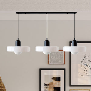 TrioGlow Hanglamp – Stijlvolle Drie Gekleurde Glazen Kappen voor Moderne Verlichting