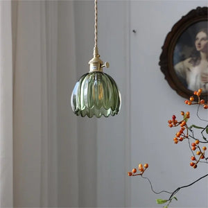 Elegante Bloesem Hanglamp – Bloemenvormige Glazen Plafondlamp voor Gezellige Interieurs