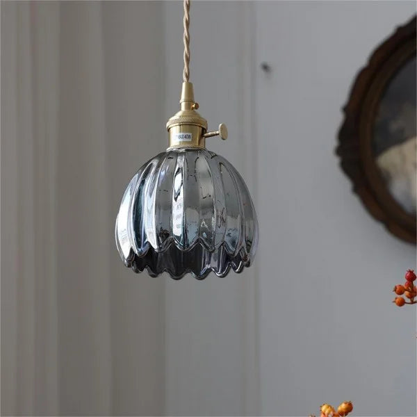Elegante Bloesem Hanglamp – Bloemenvormige Glazen Plafondlamp voor Gezellige Interieurs