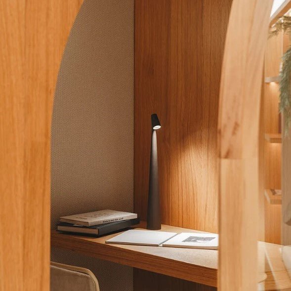 Dimbare LED Tafellamp – Oplaadbaar Designlampje met USB – 10 Uur Werktijd