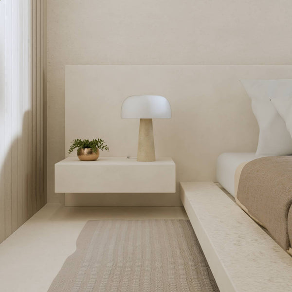 Lyra Tafellamp Elegante Travertin Voet & Handgeblazen Opal Glas