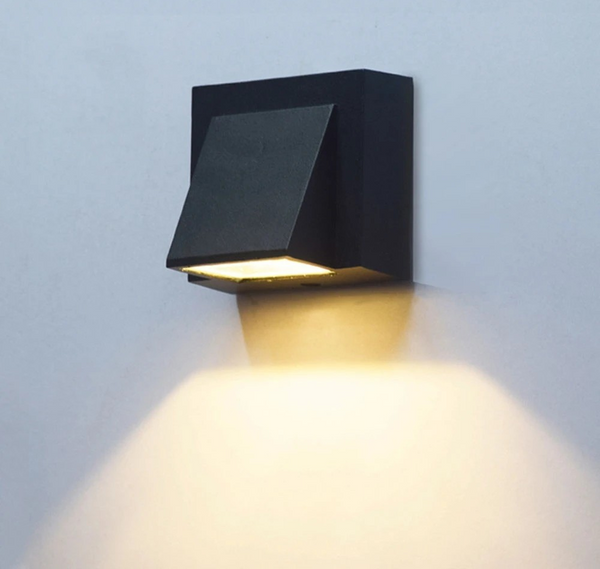 Moderne Buitenlamp Muur LED – Waterdichte Verlichting voor Tuin & Terras