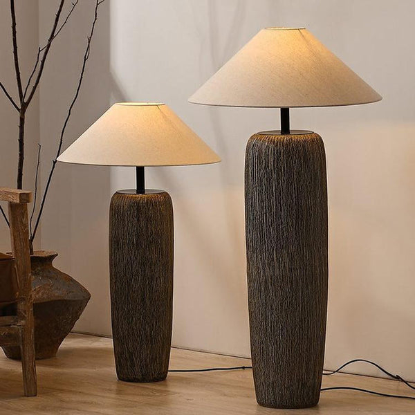 Vloerlamp met Organische Vorm van Hout en Linnen – Japandi Stijl Verlichting