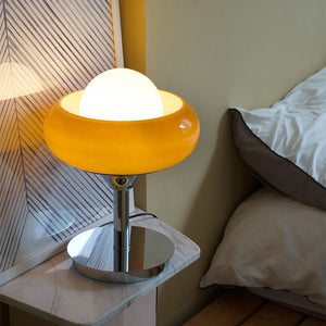 Amber Gloed Tafellamp – Tijdloos Glazen Design met Warm Licht voor Gezellige Interieurs