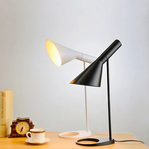 Minimalistische LED Boog Tafellamp – Elegant Ontwerp, Dimbaar Licht, USB Oplaadbaar